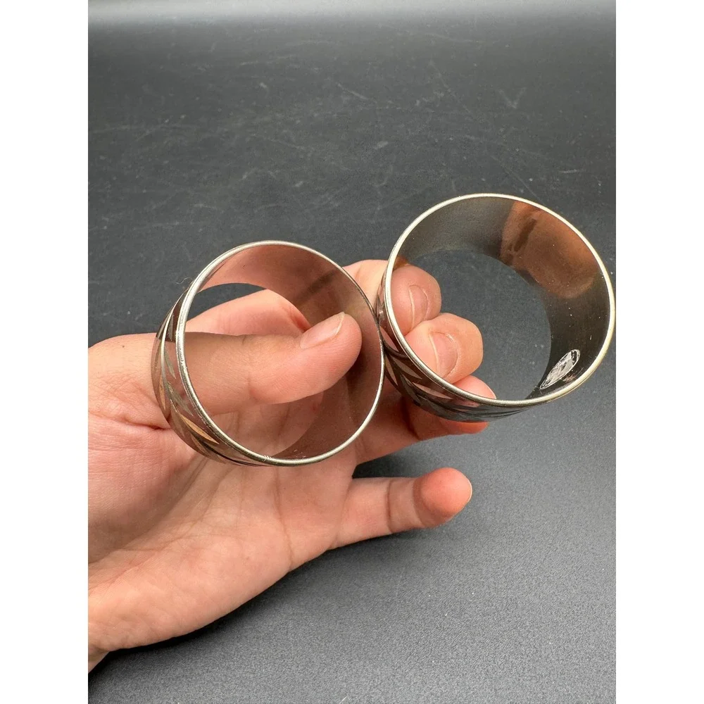 Vintage Enamel Napkin Rings Pair Chocolate Brown Leaf Silver Tone Table Decor